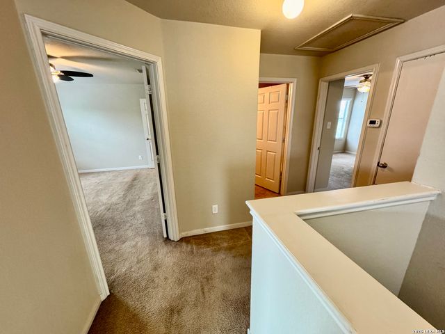 1450 Dancing Wolf, San Antonio, TX 78245