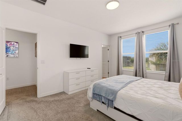 724 WHISTLING STRAITS, Kissimmee, FL 34747