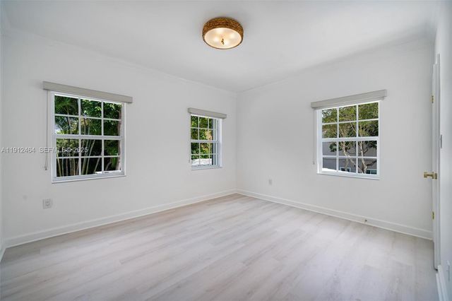 1457 Certosa Ave, Coral Gables, FL 33146