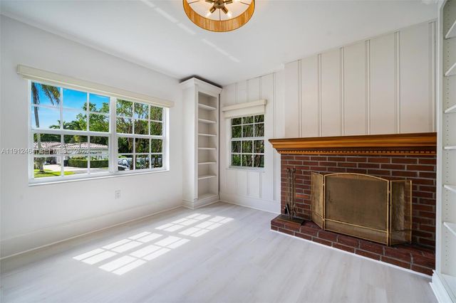 1457 Certosa Ave, Coral Gables, FL 33146