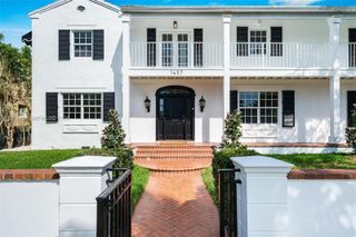 1457 Certosa Ave, Coral Gables, FL 33146