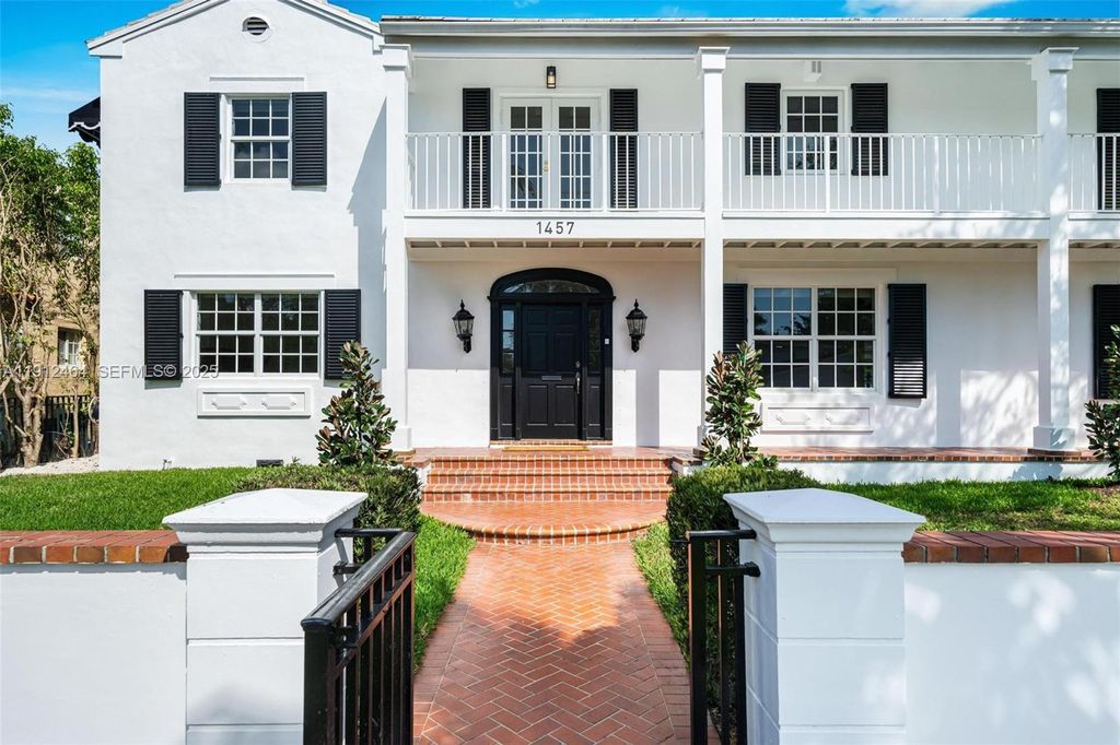 1457 Certosa Ave, Coral Gables, FL 33146