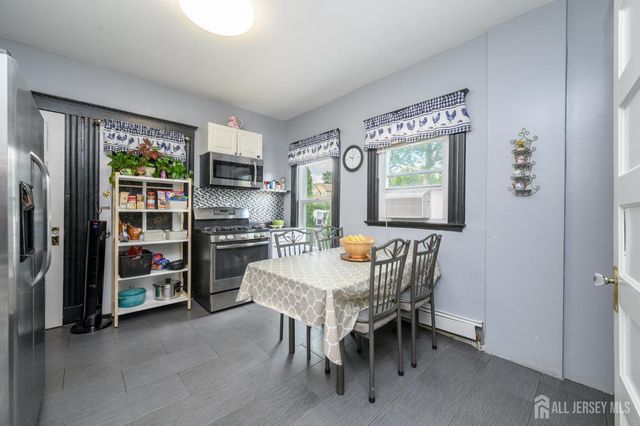 115 E 6th Avenue E, Union Twp, NJ 07203