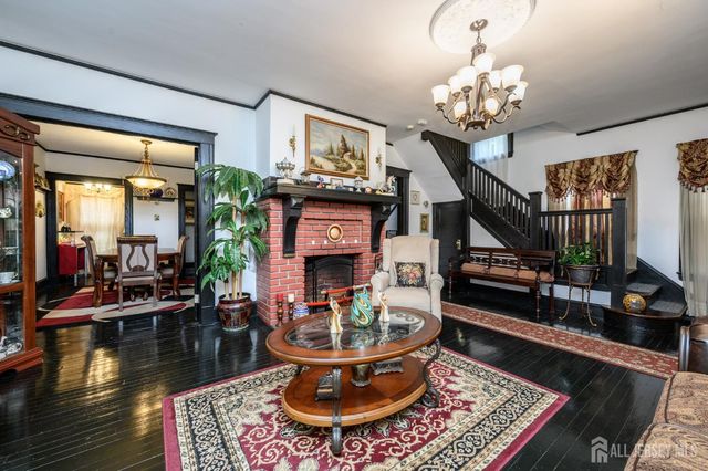 115 E 6th Avenue E, Union Twp, NJ 07203