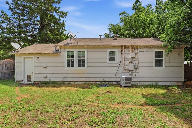 702 Tollie Drive, Norman, OK 73071