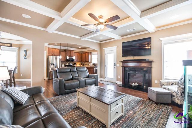 526 Hialeah Road, Bonaire, GA 31005