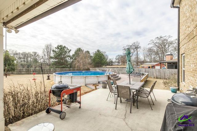 526 Hialeah Road, Bonaire, GA 31005