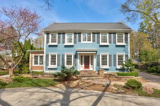 9 Benton Road, Saginaw Twp, MI 48602