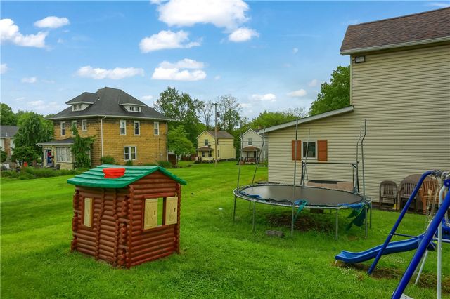 726 Arlington Ave, New Castle, PA 16101