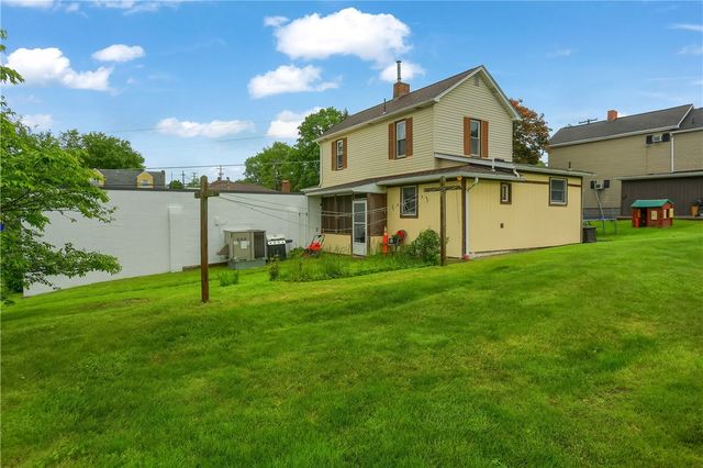 726 Arlington Ave, New Castle, PA 16101