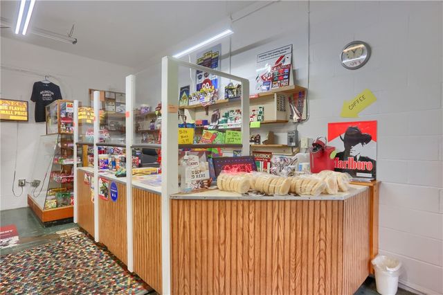 726 Arlington Ave, New Castle, PA 16101