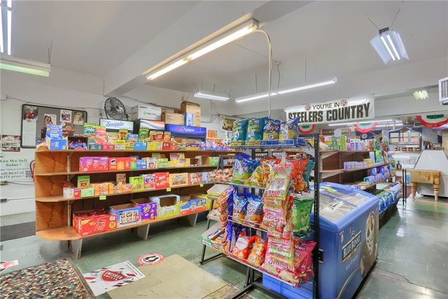 726 Arlington Ave, New Castle, PA 16101