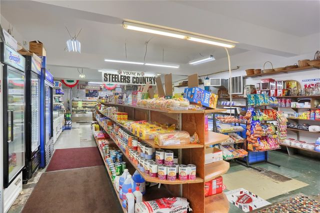 726 Arlington Ave, New Castle, PA 16101