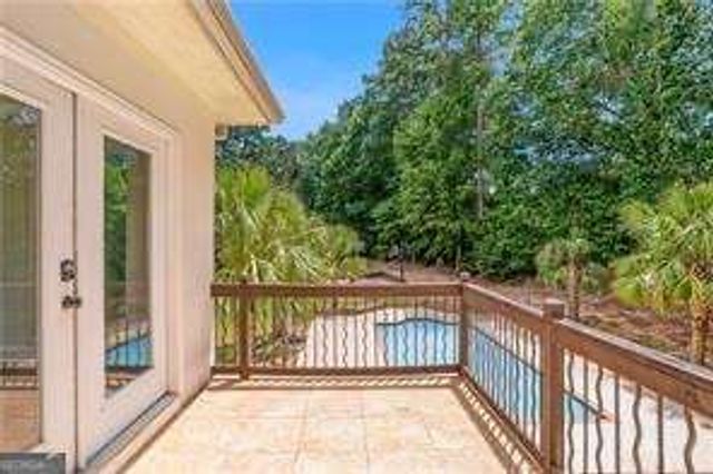 105 Ensley Point, Fayetteville, GA 30214