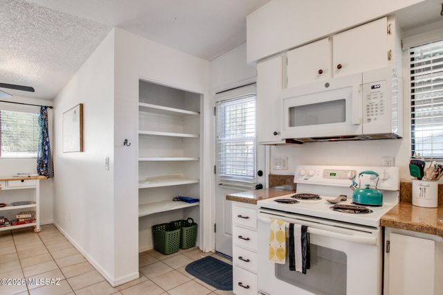 2550 E Sequoyah, Tucson, AZ 85716