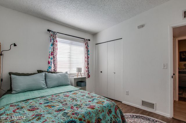 2550 E Sequoyah, Tucson, AZ 85716