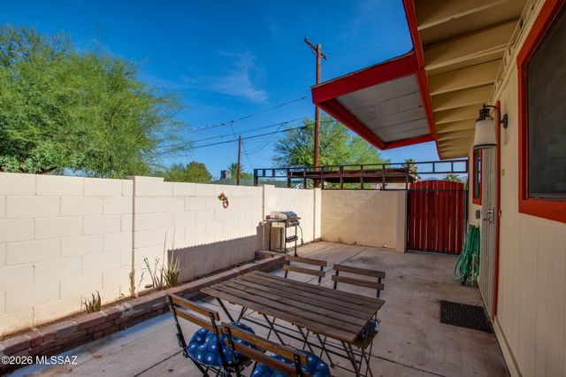 2550 E Sequoyah, Tucson, AZ 85716