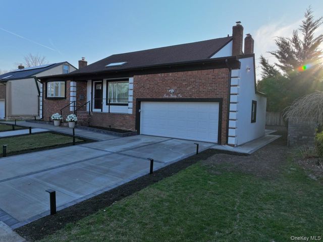 791 Longview Avenue, North Woodmere, NY 11581