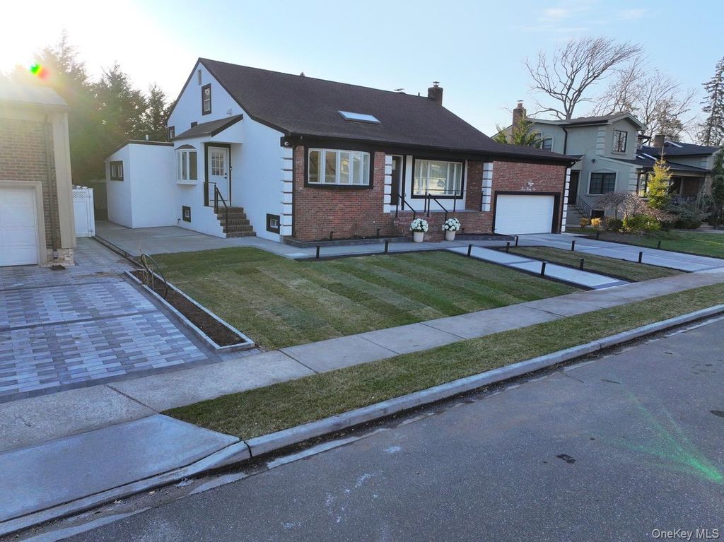 791 Longview Avenue, North Woodmere, NY 11581