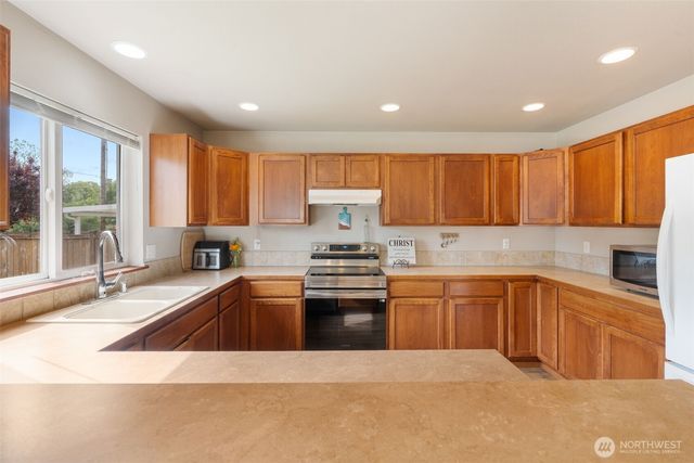 421 Stadium Loop, Napavine, WA 98565