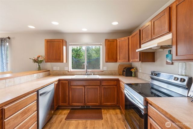 421 Stadium Loop, Napavine, WA 98565