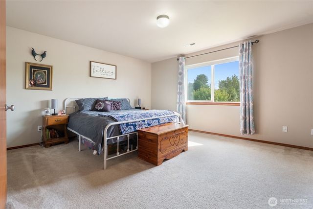 421 Stadium Loop, Napavine, WA 98565
