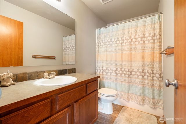 421 Stadium Loop, Napavine, WA 98565
