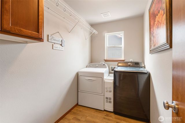 421 Stadium Loop, Napavine, WA 98565
