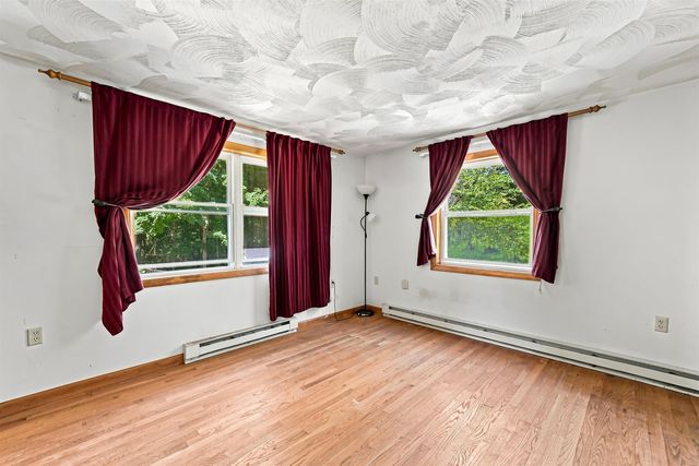 36 Governor Dinsmore Road, Windham, NH 03087