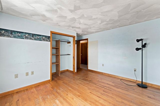 36 Governor Dinsmore Road, Windham, NH 03087