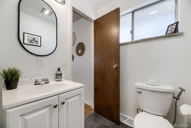 3326 S Verbena Court, Denver, CO 80231