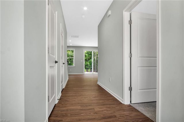 311 Linda LN, Williamsburg, VA 23188