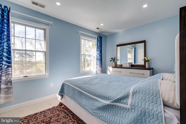 7286 RIDGEDALE DR, Warrenton, VA 20186