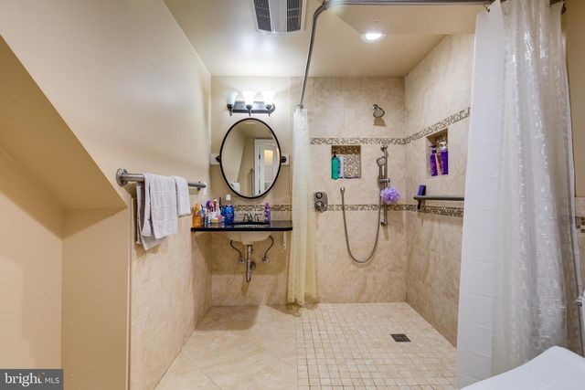 7286 RIDGEDALE DR, Warrenton, VA 20186