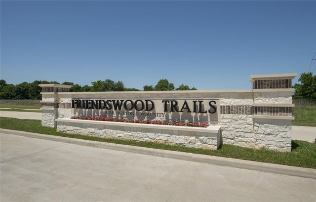 2319 Friendswood Trail, Friendswood, TX 77546