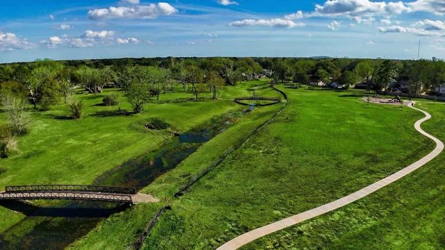 2319 Friendswood Trail, Friendswood, TX 77546