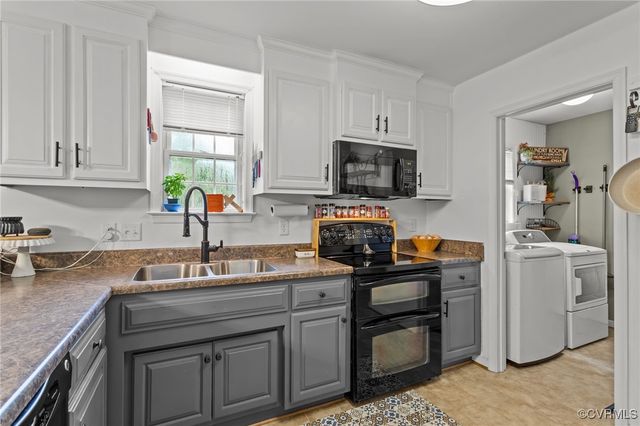 6360 Haleford Dr, Powhatan, VA 23139