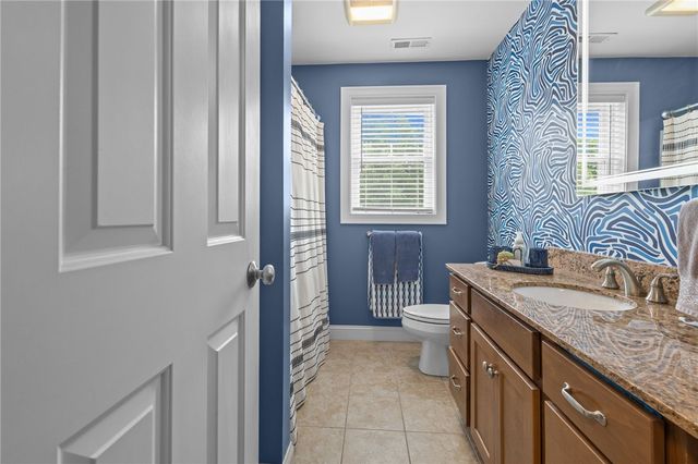 80 Preston Drive, Warwick, RI 02886