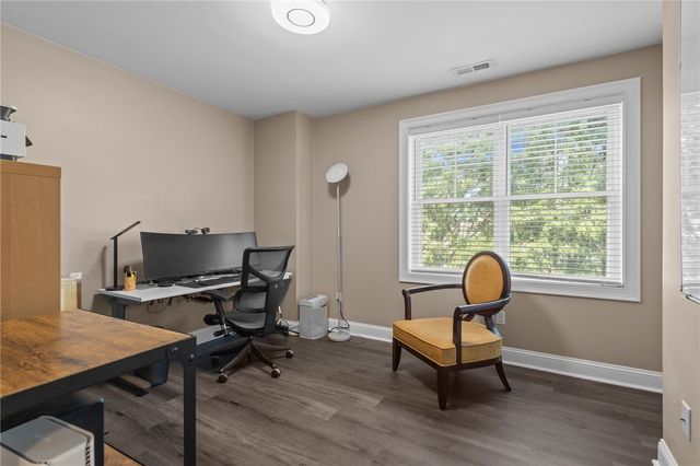 80 Preston Drive, Warwick, RI 02886