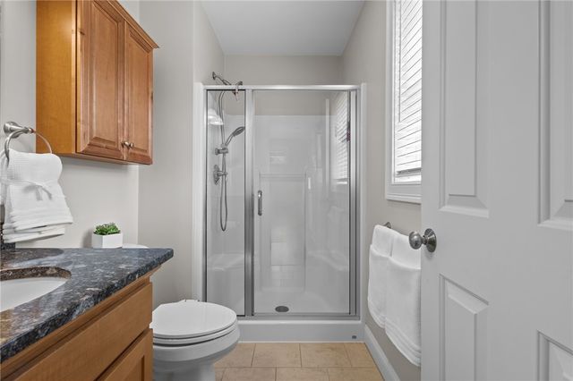 80 Preston Drive, Warwick, RI 02886