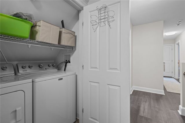 80 Preston Drive, Warwick, RI 02886