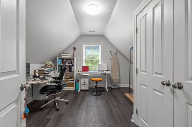 80 Preston Drive, Warwick, RI 02886