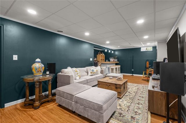 80 Preston Drive, Warwick, RI 02886