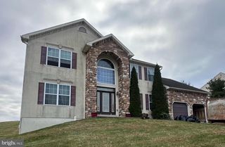 256 BUCKHEAD LN, Douglassville, PA 19518