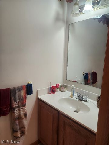 8603 Murray Road, Valley View, OH 44125