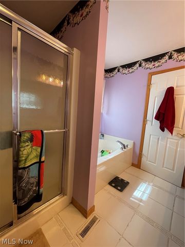 8603 Murray Road, Valley View, OH 44125