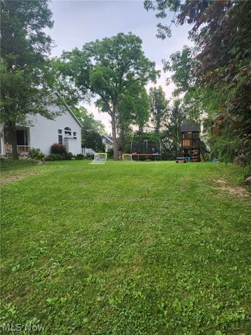 8603 Murray Road, Valley View, OH 44125