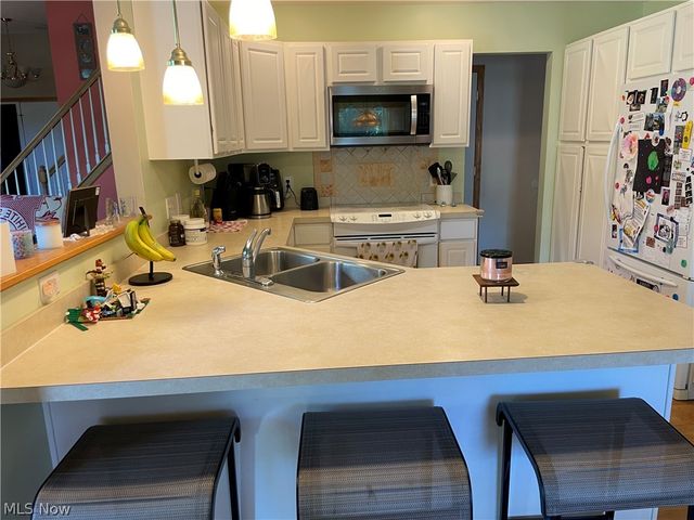8603 Murray Road, Valley View, OH 44125