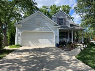 8603 Murray Road, Valley View, OH 44125