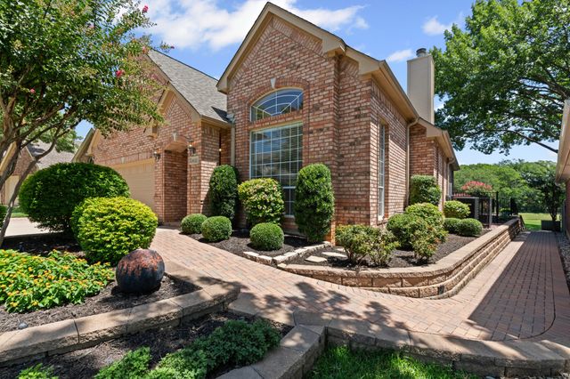 4723 Oak Club Drive, Arlington, TX 76017